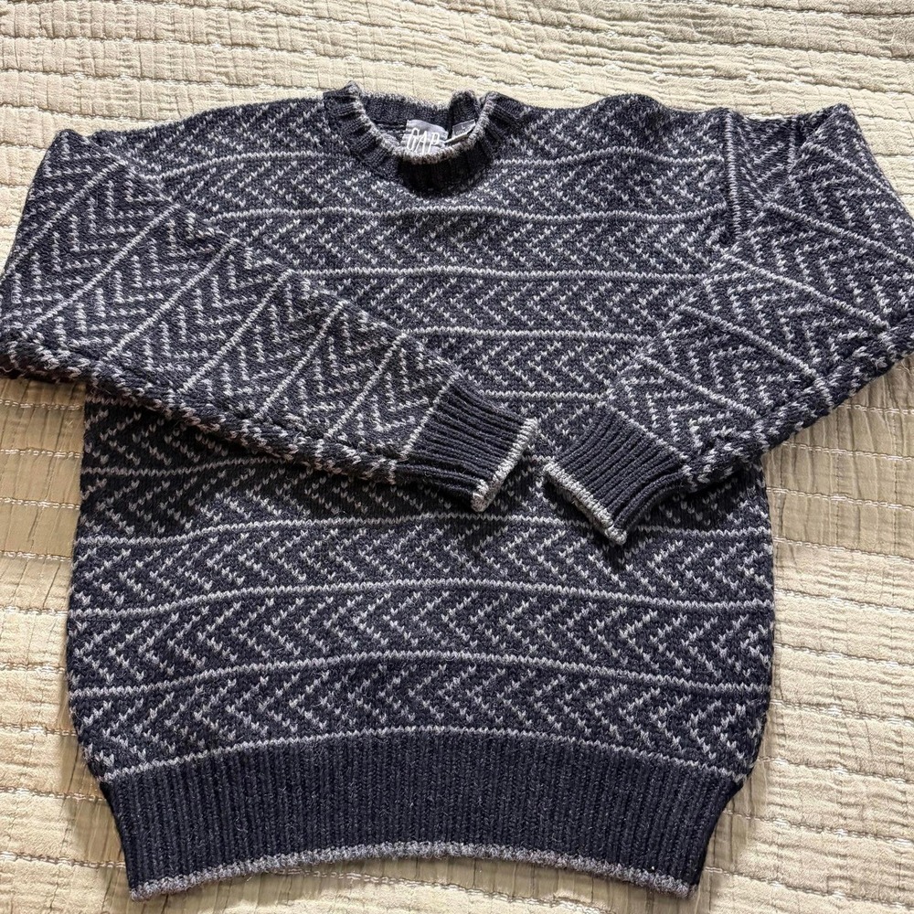 GAP Vintage Mens L 100% Wool Gray/White Herringbone long Sleeve heavy sweater